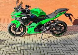 Kawasaki Ninja 400 (2023) usata