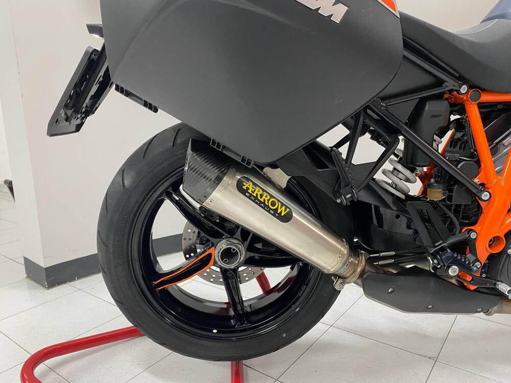 KTM 1290 Super Duke GT (2022 - 25) (3)