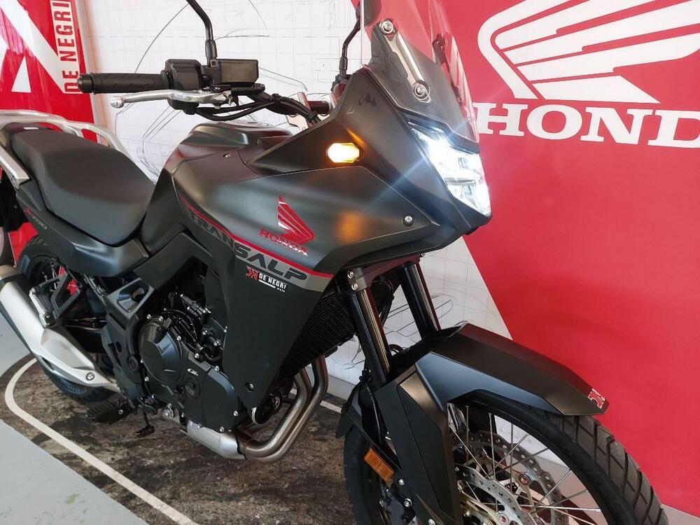 Honda Transalp XL750 (2023 - 24) (4)