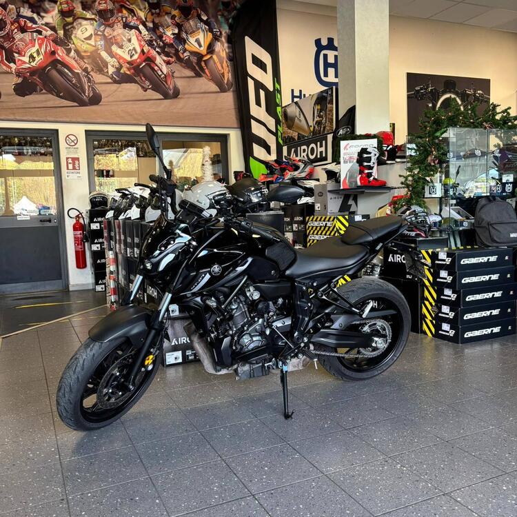 Yamaha MT-07 (2021 - 24) (2)