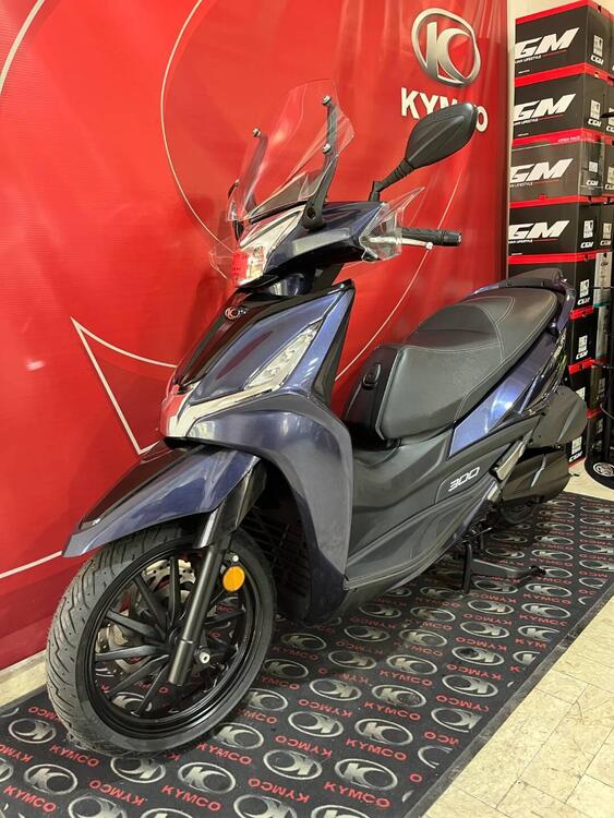 Kymco Agility 300i (2021 - 25) (5)
