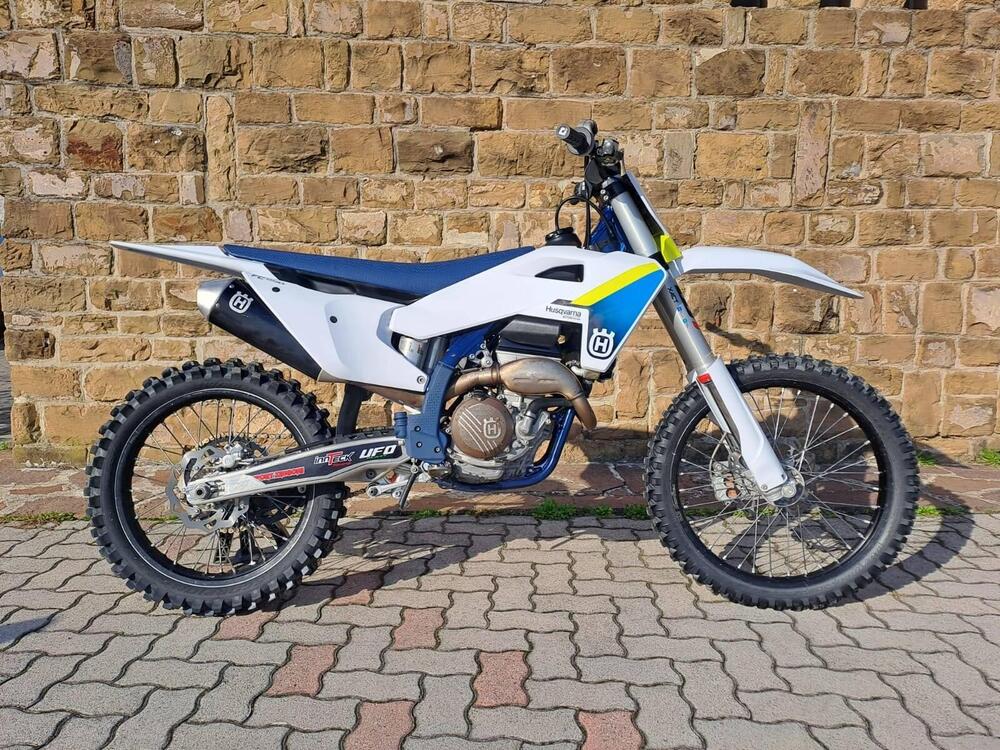 Husqvarna FC 250 (2025) (2)
