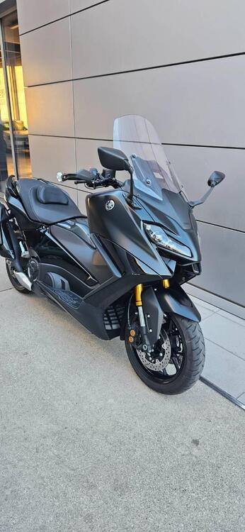 Yamaha T-Max 560 Tech Max (2022 - 24) (2)