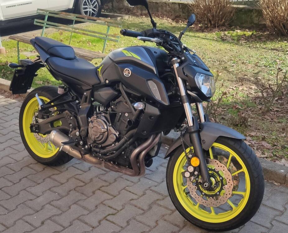 Yamaha MT-07 (2017 - 18) (4)
