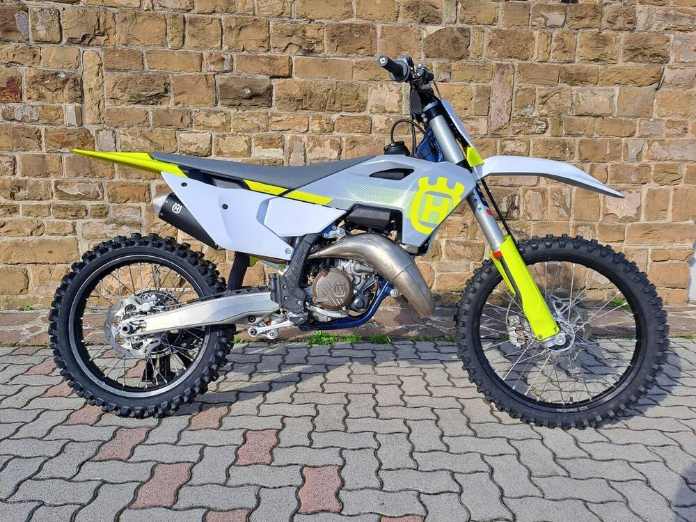 Husqvarna TC 125 (2024) (2)