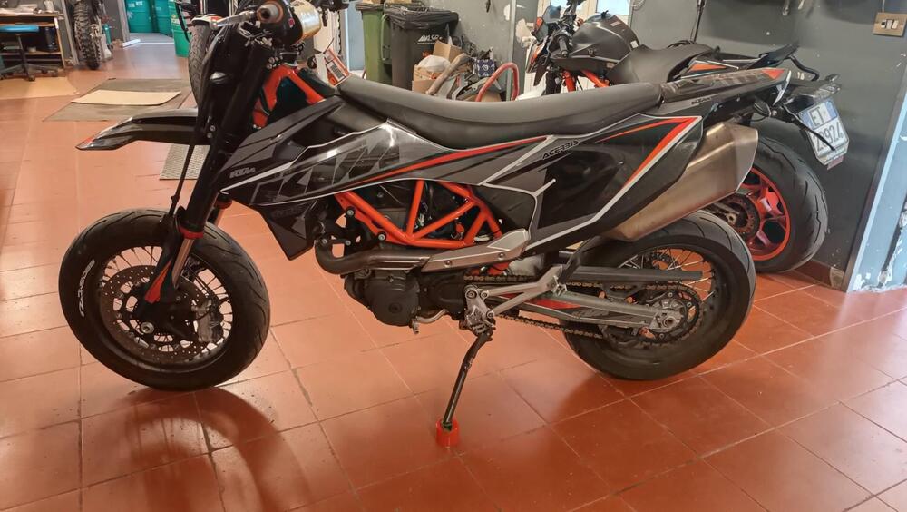 KTM 690 SMC R (2019 - 20)