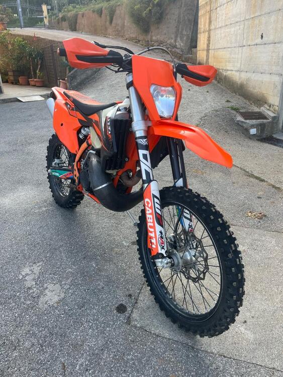 KTM 250 EXC TPI (2019) (2)