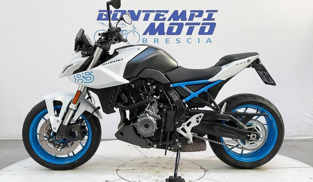 Suzuki GSX-8S (2023 - 24) (2)