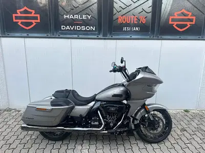 Harley-Davidson CVO Road Glide (2023) usata