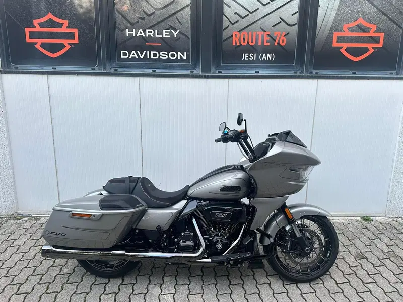 Harley-Davidson CVO Road Glide (2023)