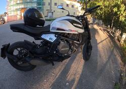 Moto Morini SEIEMMEZZO STR (2022 - 25) usata