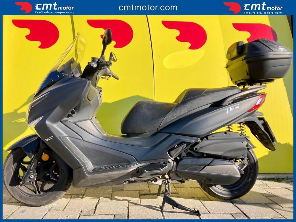 Kymco X-Town 300i ABS (2016 - 20) (3)