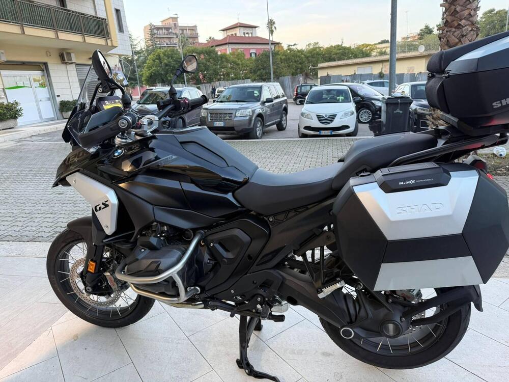 Bmw R 1300 GS Triple Black (2023 - 25) (4)