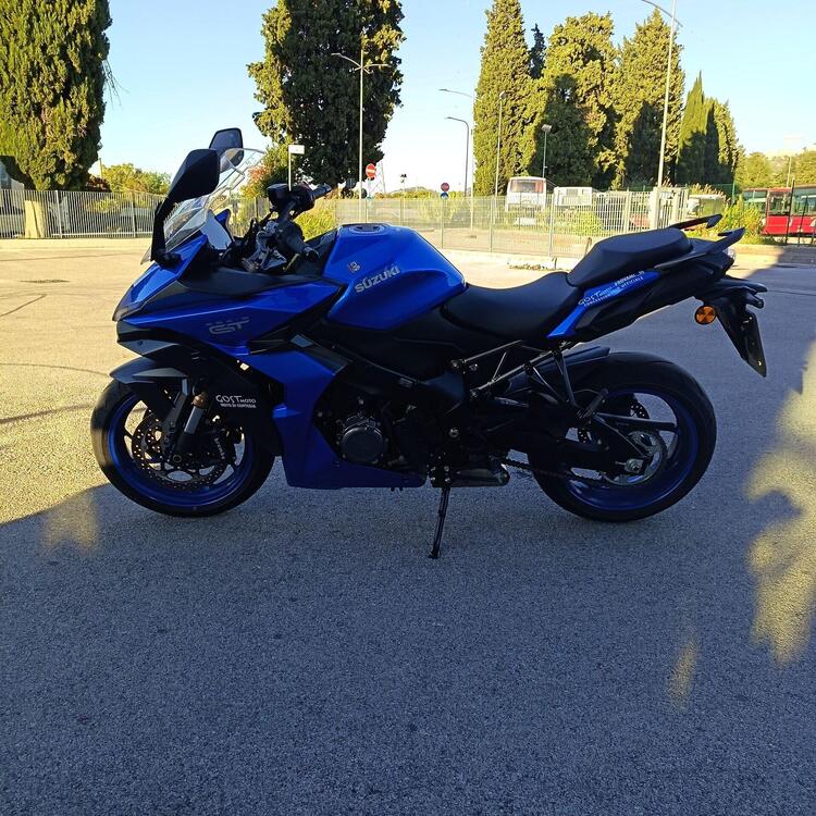 Suzuki GSX-S1000GT (2025) (5)