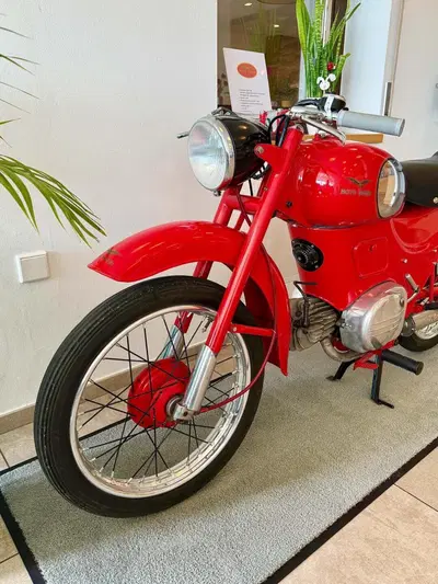 Moto Guzzi Zigolo 98 d'epoca