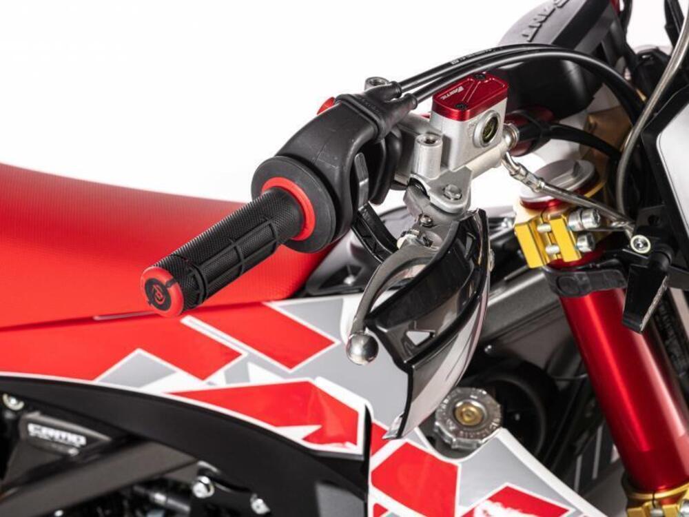 Fantic Motor XMF 125 Motard Competition 4t (2021 - 22) (3)