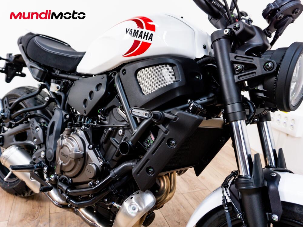 Yamaha XSR 700 (2022 - 25) (5)