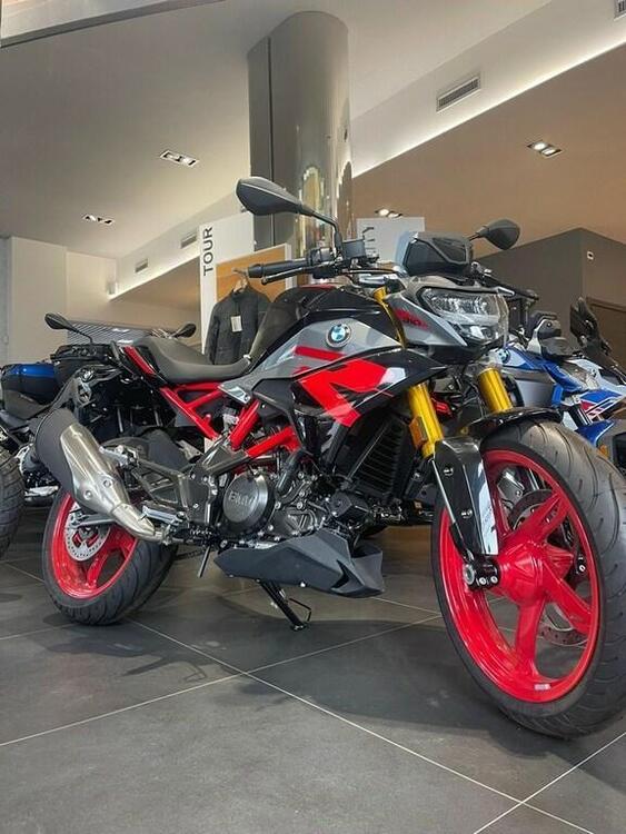 Bmw G 310 R (2021 - 25) (2)