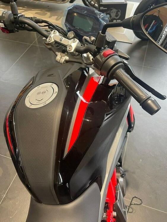 Bmw G 310 R (2021 - 25) (4)