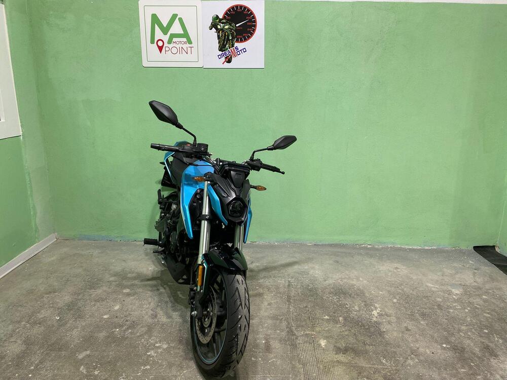 Voge Brivido 125R (2023 - 25) (4)