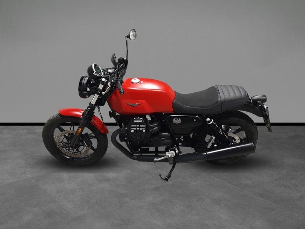 Moto Guzzi V7 Stone (2025) (2)