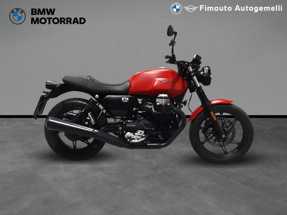 Moto Guzzi V7 Stone (2025)