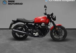 Moto Guzzi V7 Stone (2025) usata