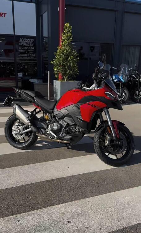 Ducati Multistrada V2 S (2025) (2)