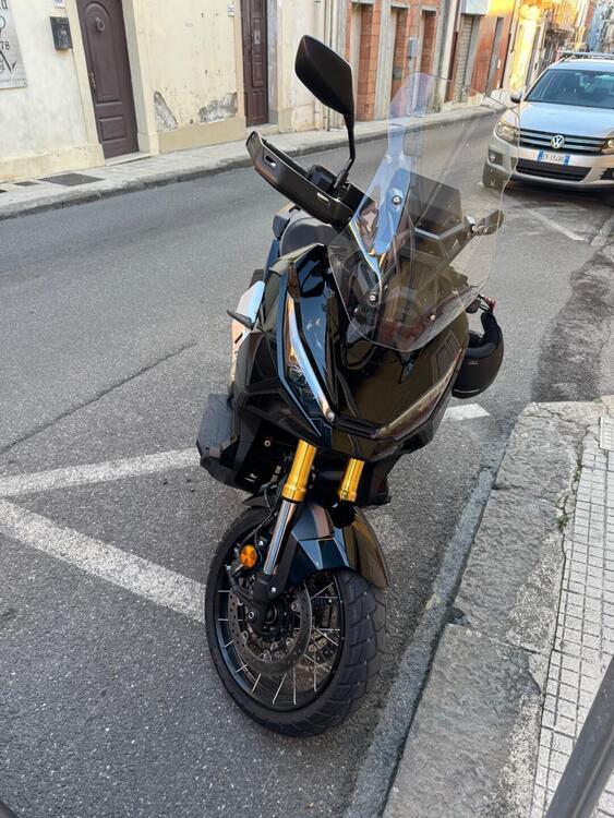 Honda X-ADV 750 Adventure (2025) (2)