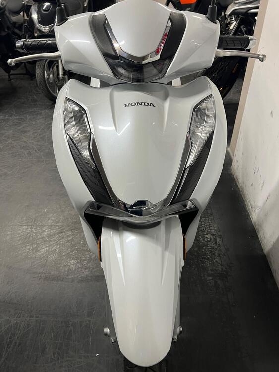 Honda SH 350 (2021 - 24) (3)