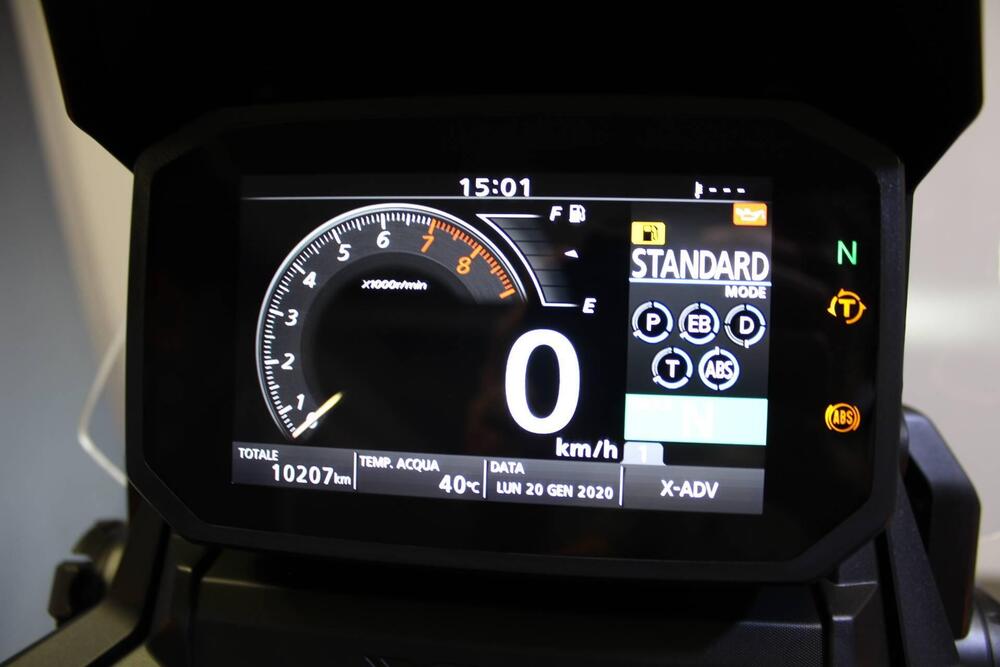 Honda X-ADV 750 DCT (2021 - 24) (3)
