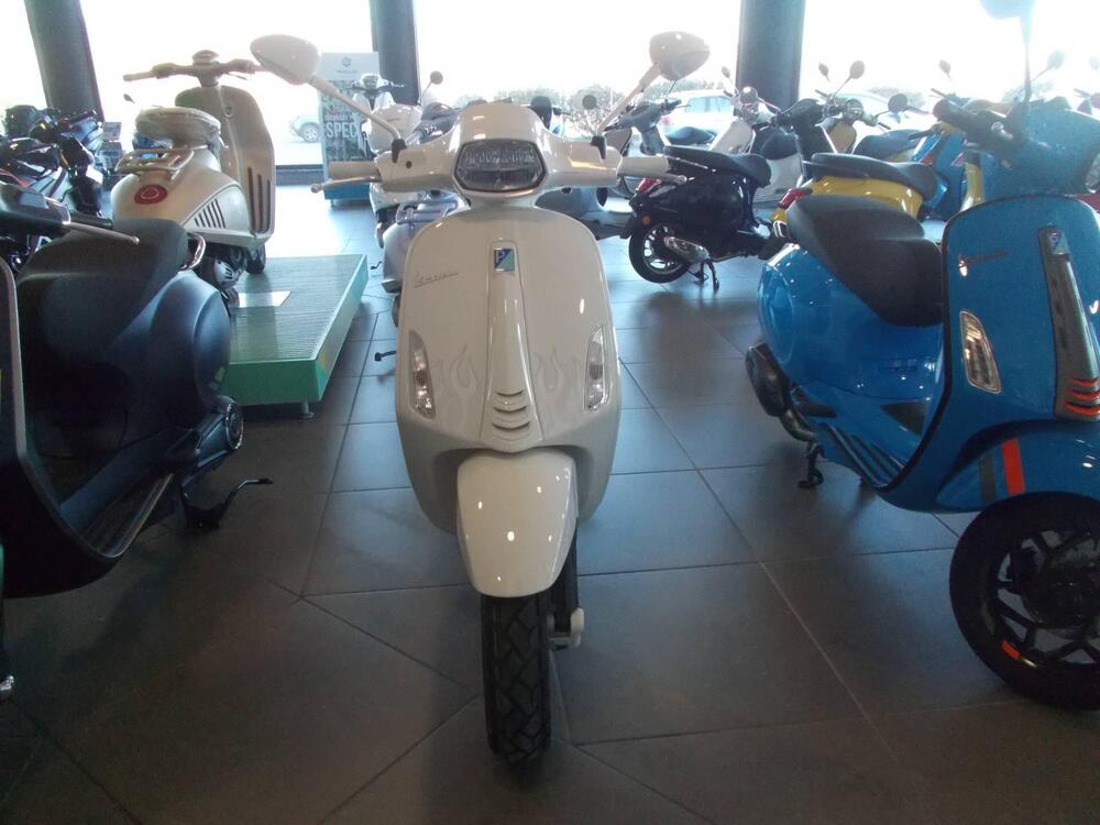 Vespa Sprint 50 Justin Bieber (2022 - 24) (4)