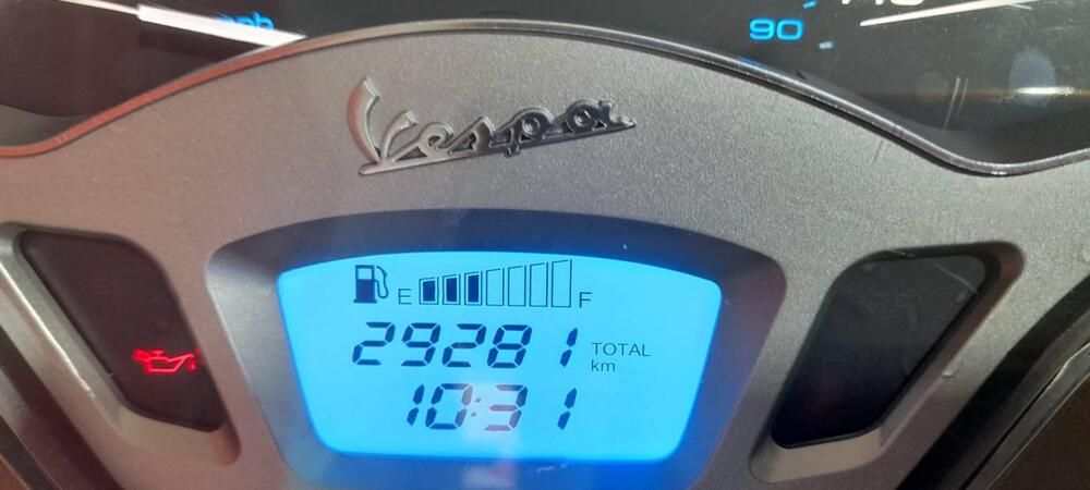 Vespa Primavera 125 3V ie (2014 - 16) (2)