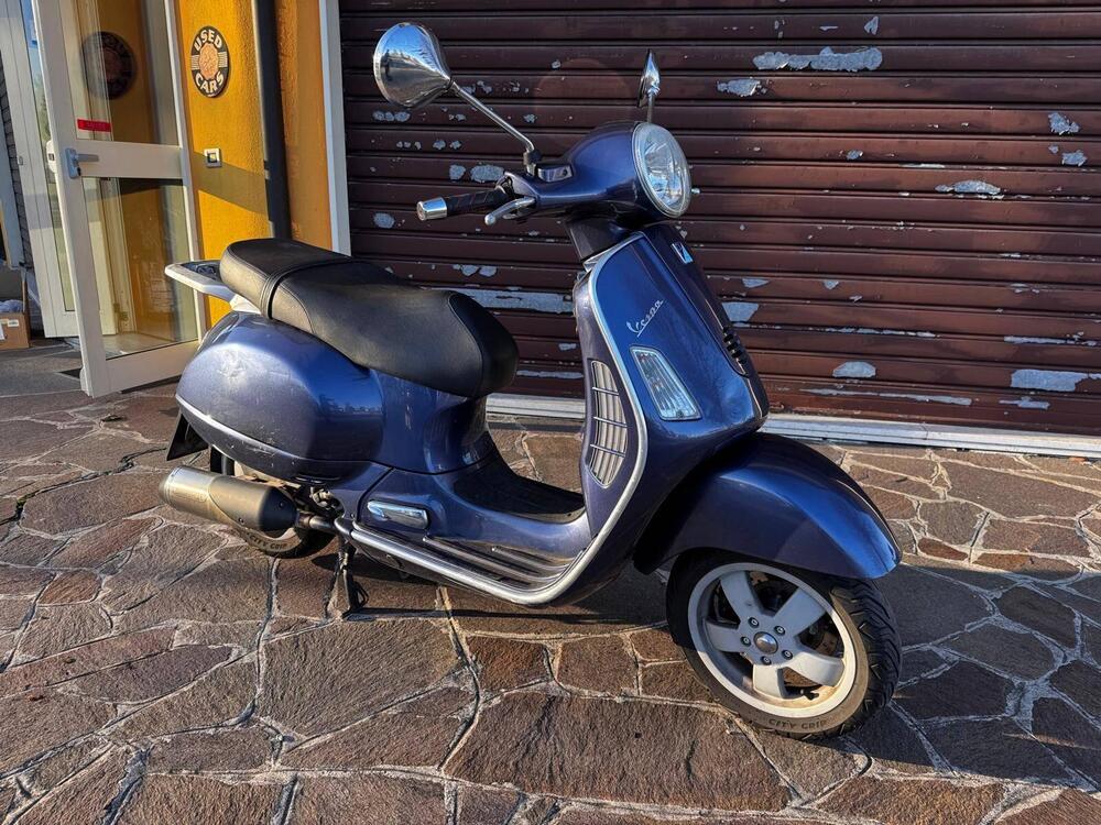 Vespa Granturismo 200 L