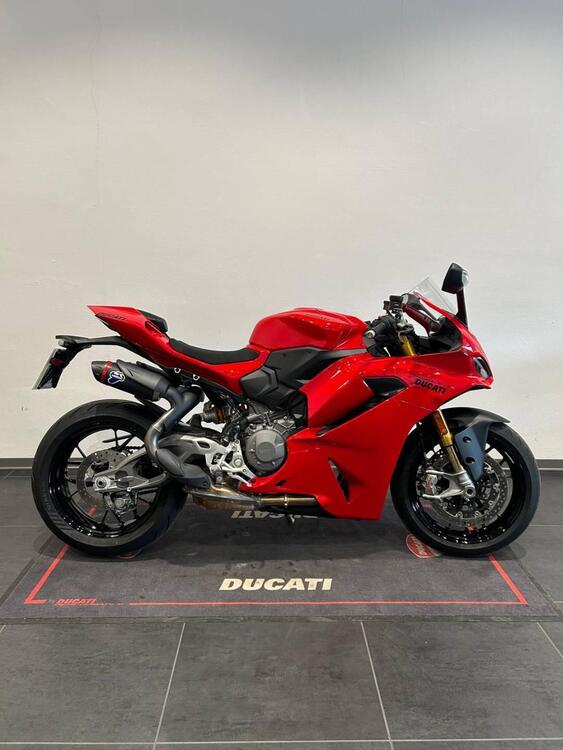 Ducati Panigale V2 S (2025)
