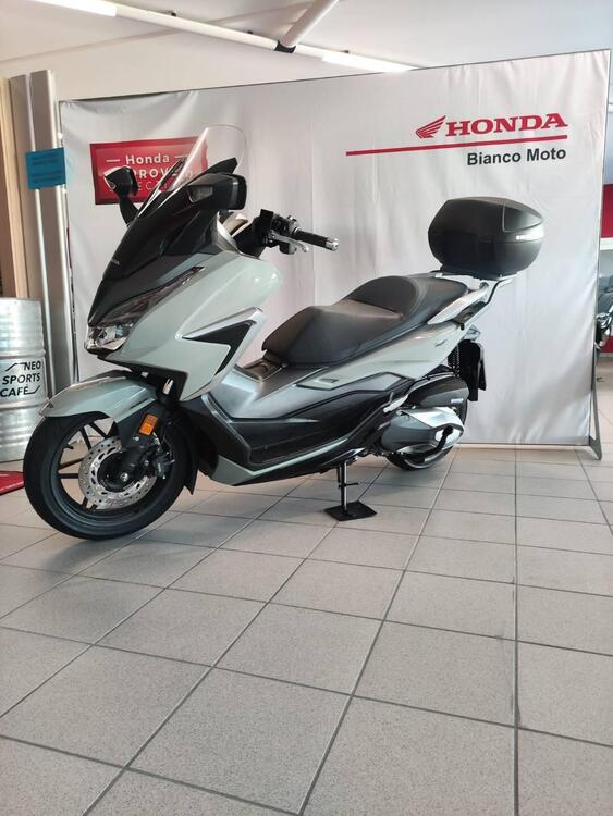 Honda Forza 350 (2022 - 24) (2)