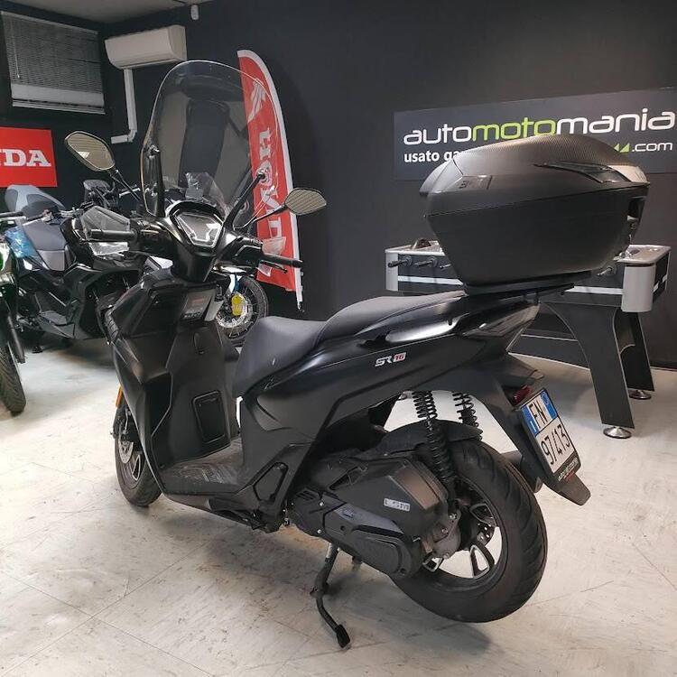 Voge Sfida SR16 125 (2025) (5)