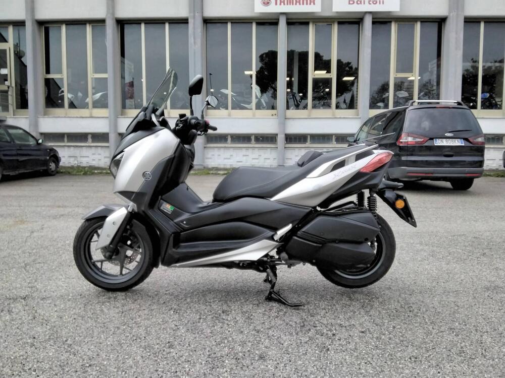 Yamaha X-Max 300 ABS (2017 - 20) (4)