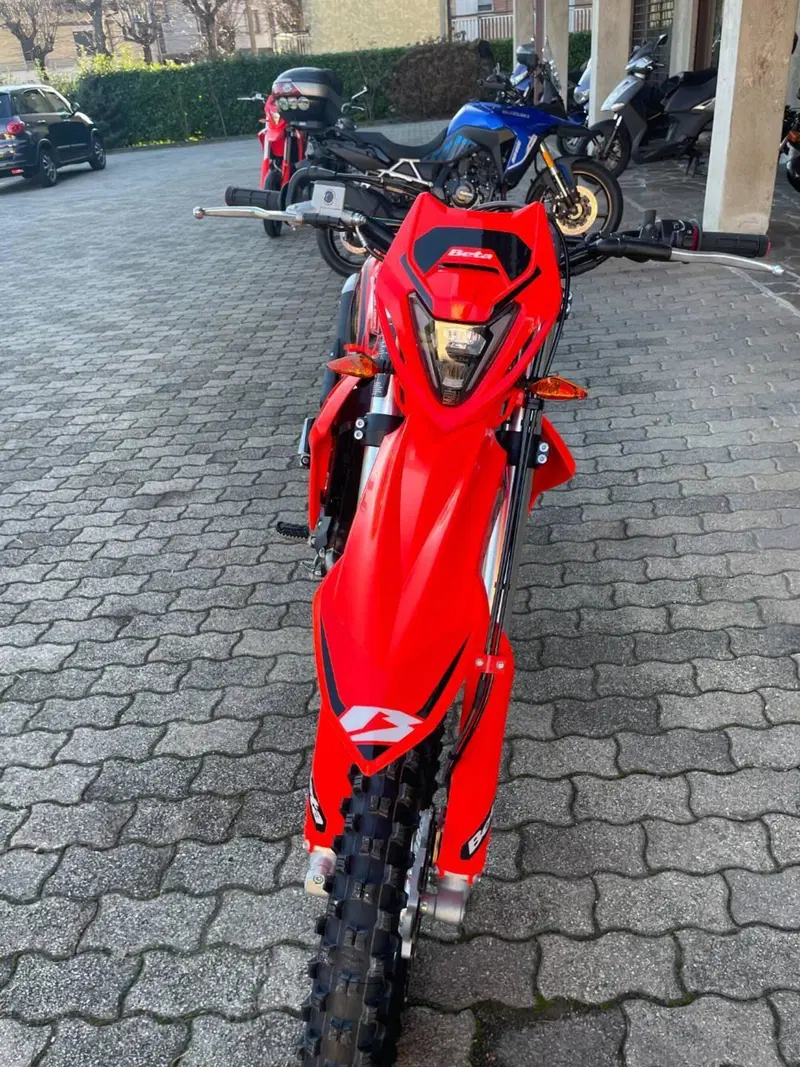 Betamotor RR 125 4T Enduro T (2025 - 26) (3)