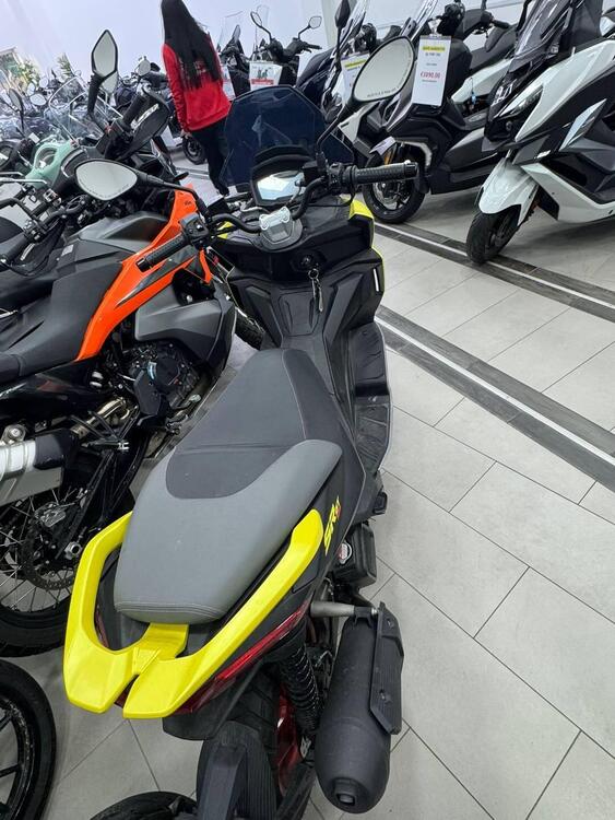 Aprilia SR GT 125 Sport (2025) (3)