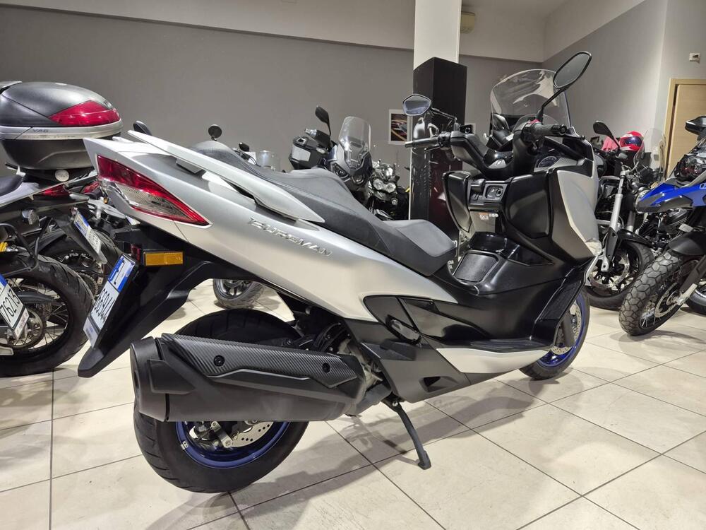 Suzuki Burgman 400 (2022 - 24) (3)