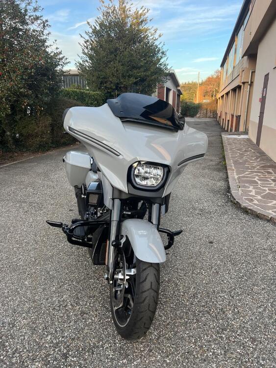 Harley-Davidson CVO Street Glide (2025) (2)