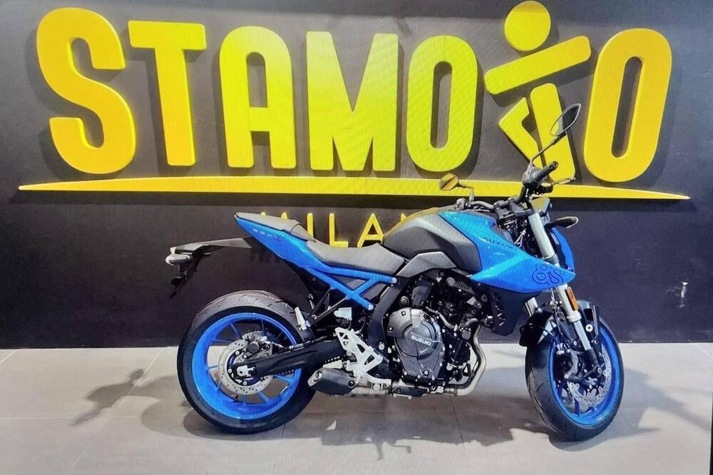 Suzuki GSX-8S (2025)