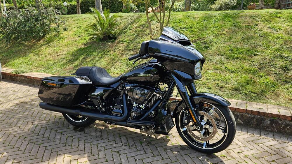 Harley-Davidson Street Glide (2024 - 25) (3)