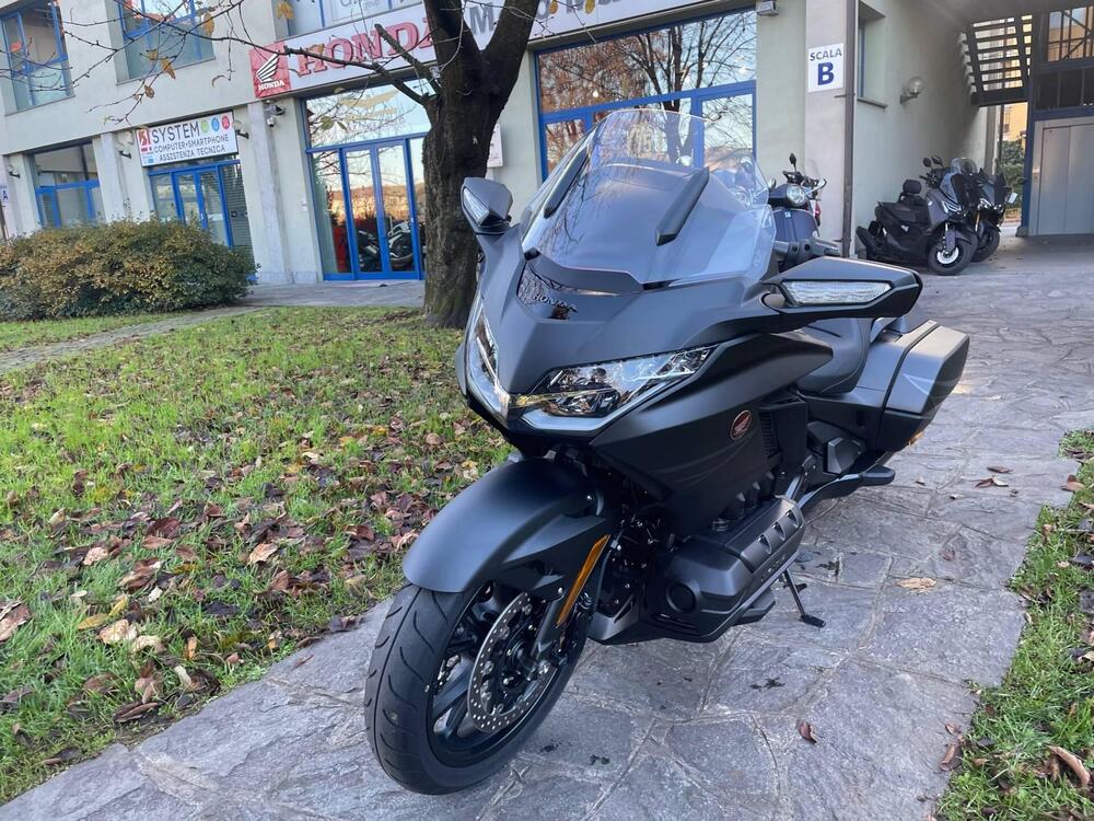 Honda GL 1800 Gold Wing 50° Anniversario (2025) (3)