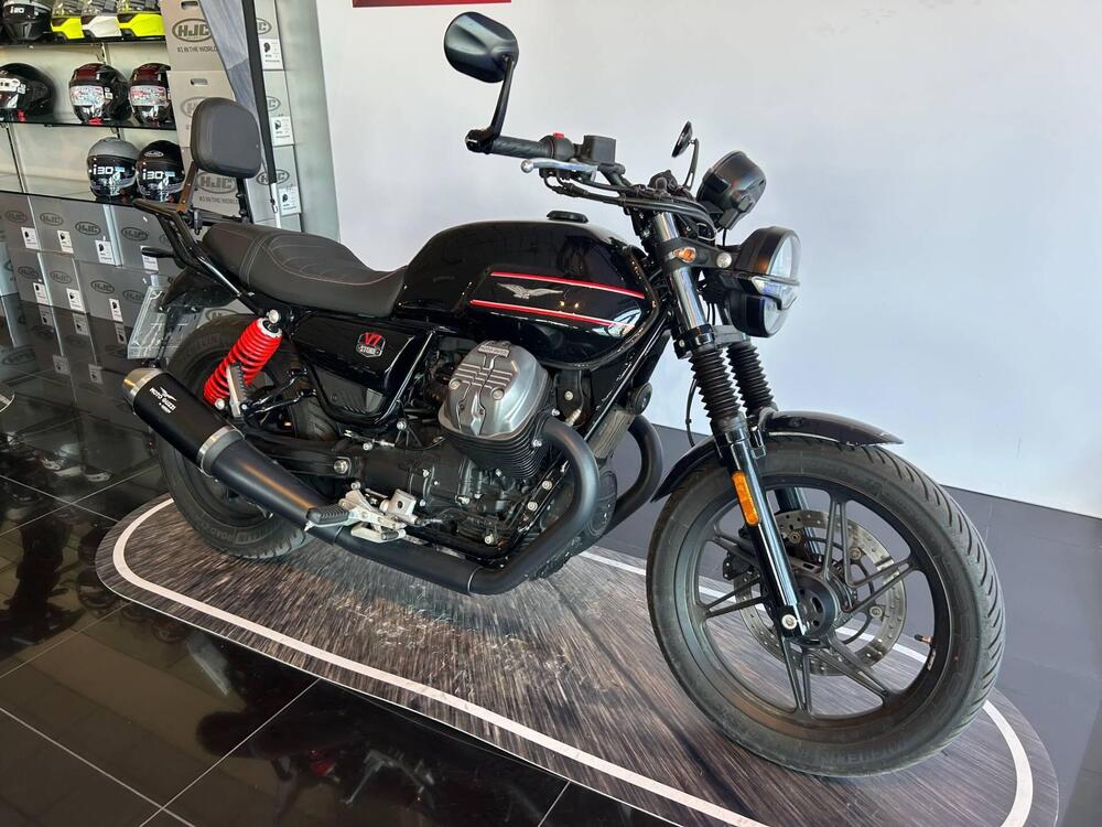 Moto Guzzi V7 850 Stone Special Abs (2021) (3)