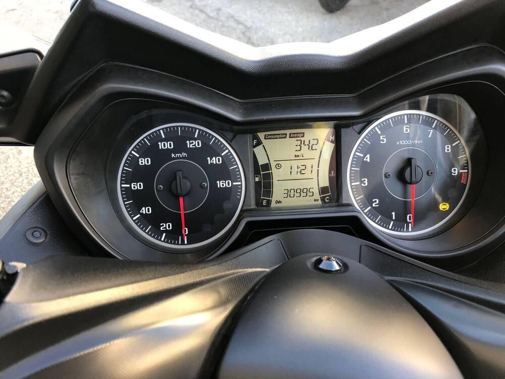 Yamaha X-Max 300 ABS (2017 - 20) (5)