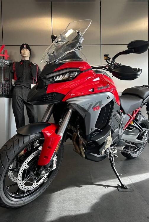 Ducati Multistrada V4 S (2025) (3)