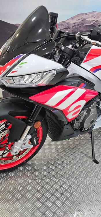 Aprilia Tuono 660 Factory (2025) (2)