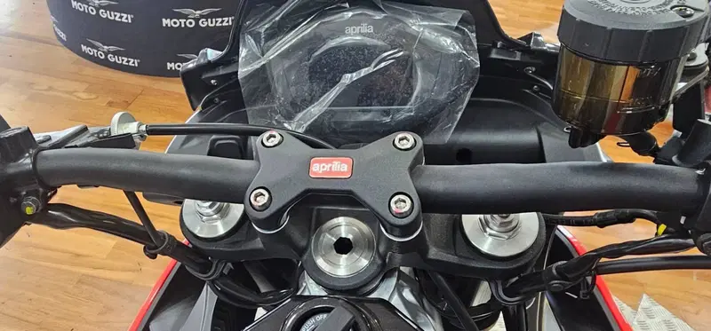 Aprilia Tuono 660 Factory (2025 - 26) (6)